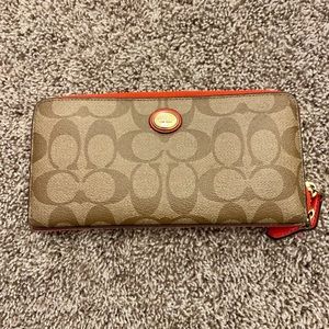 Coach wallet